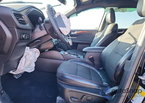 2023 Ford Escape St Line Select z USA, uszkodzony, nr VIN 1FMCU9NA2PUB42503